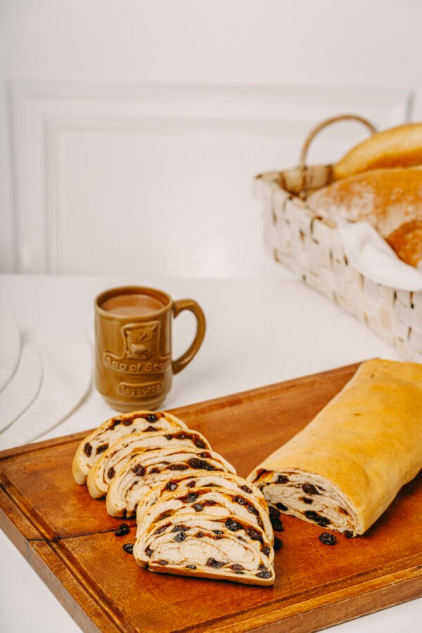 RAISIN BREAD
